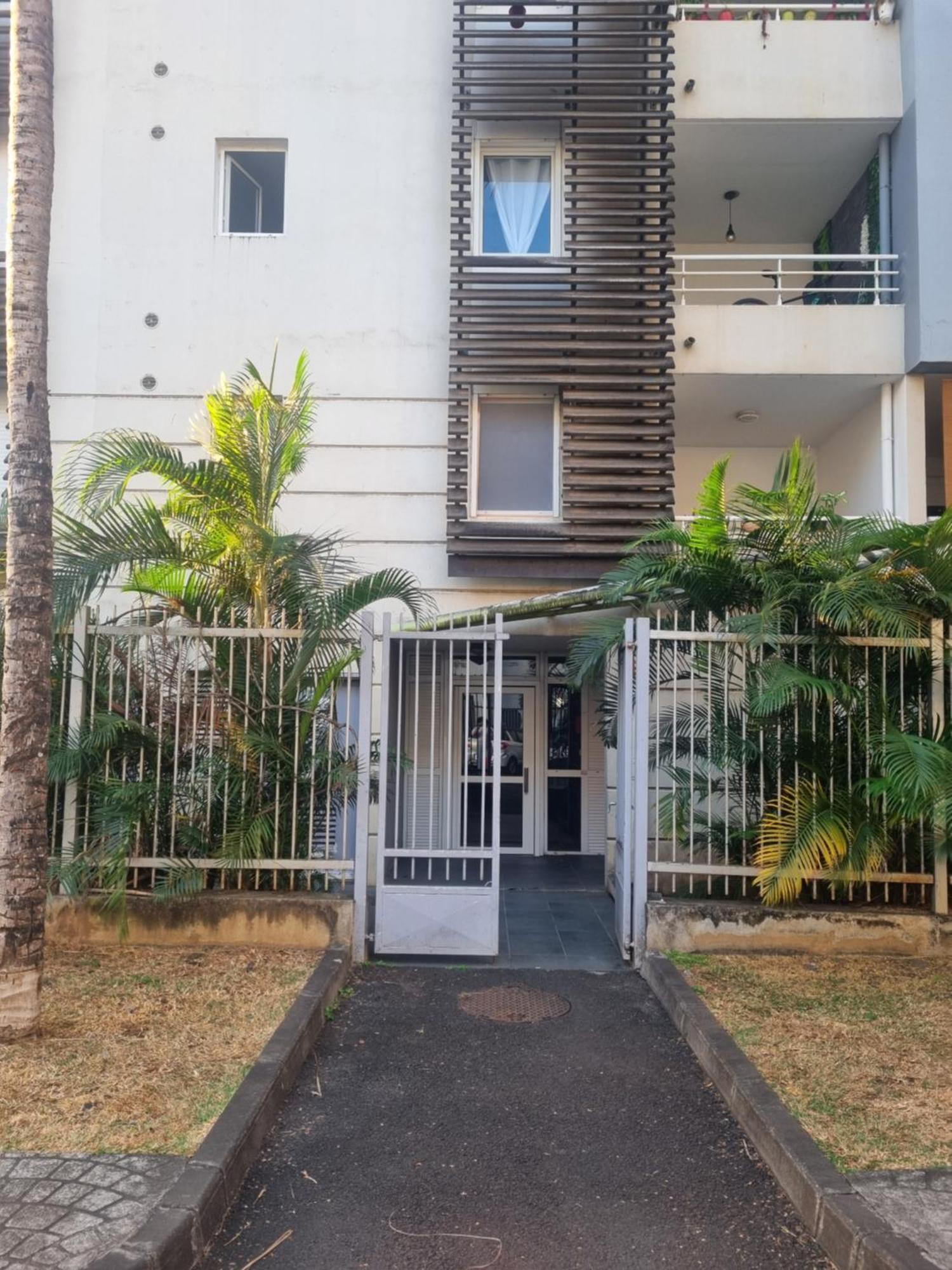 Chambre Chez L'Habitant Cosy Et Moderne, Vue Sur Montagne Saint-Denis Exterior foto